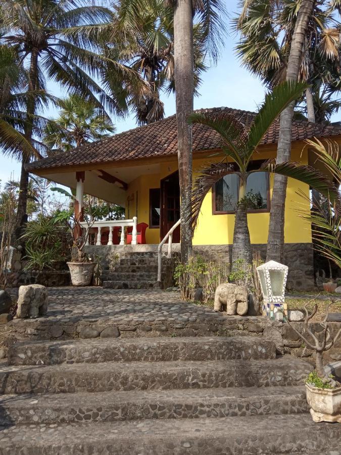 Arjunabungalows Seraya Exterior foto